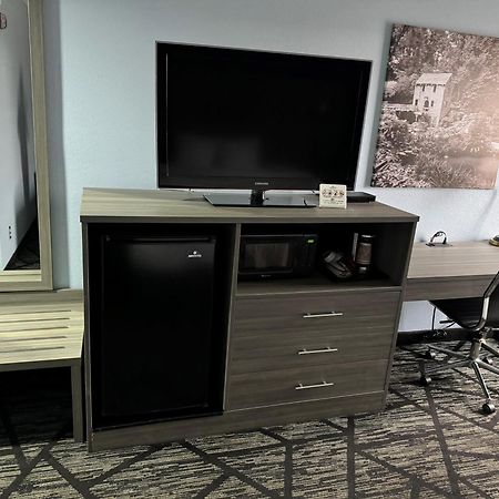 Hotel Wingate By Wyndham North Little Rock Extérieur photo
