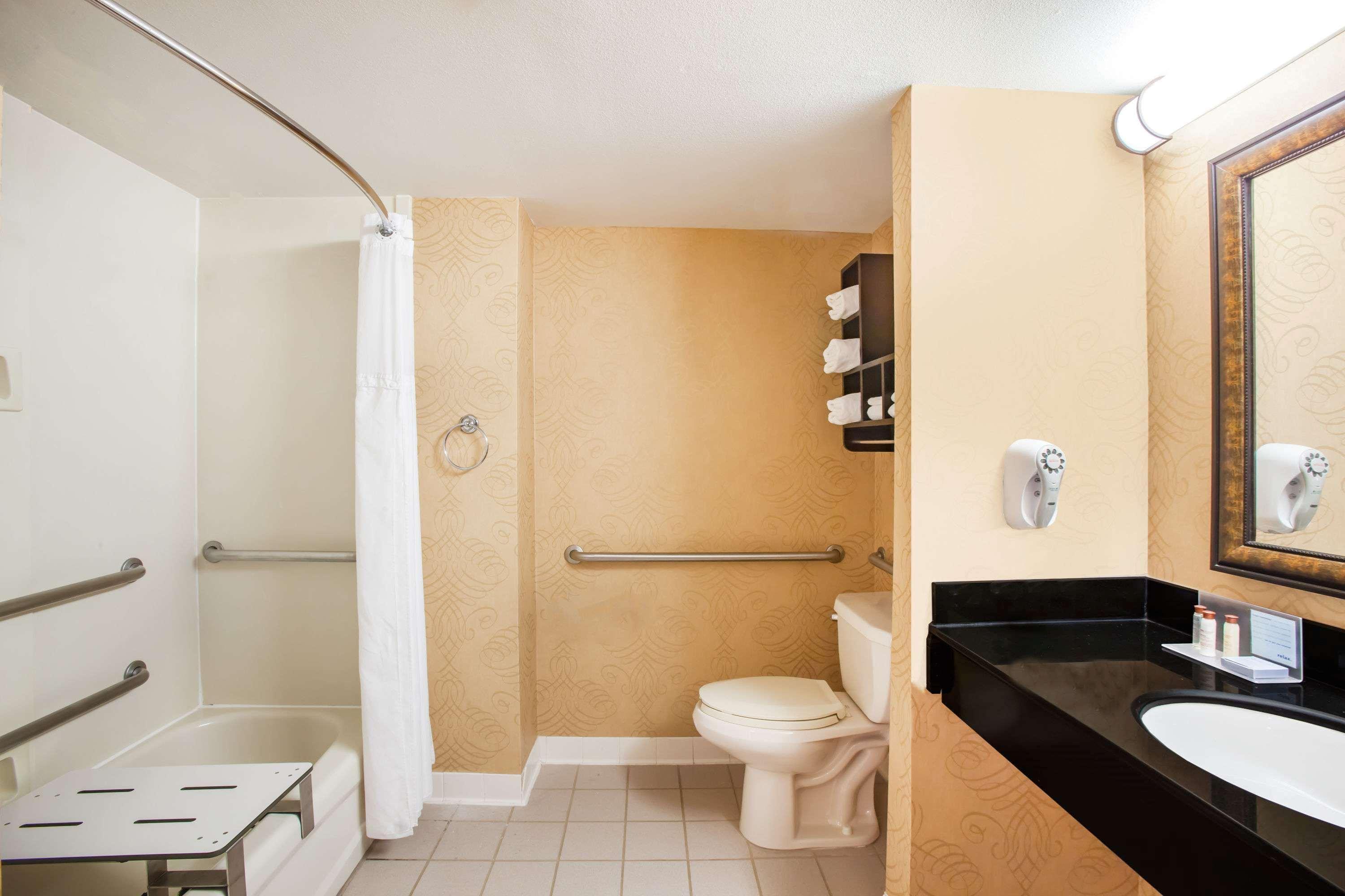 Hotel Wingate By Wyndham North Little Rock Extérieur photo