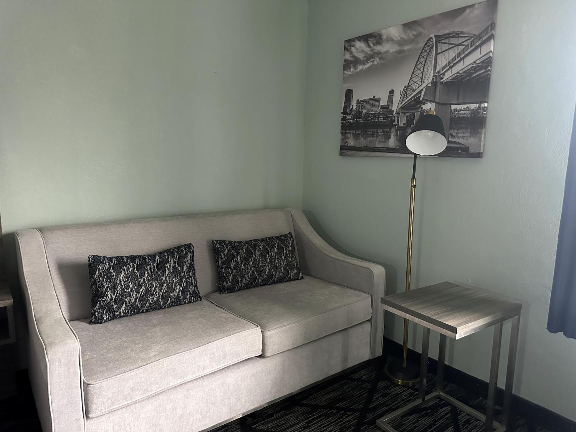 Hotel Wingate By Wyndham North Little Rock Extérieur photo