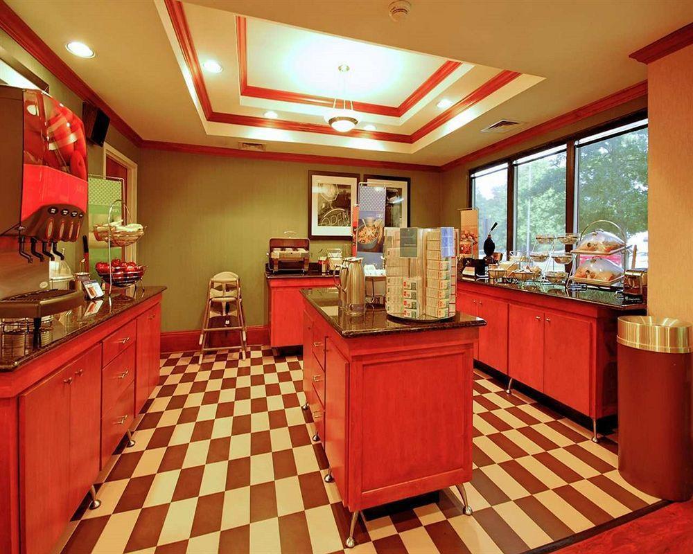 Hotel Wingate By Wyndham North Little Rock Extérieur photo